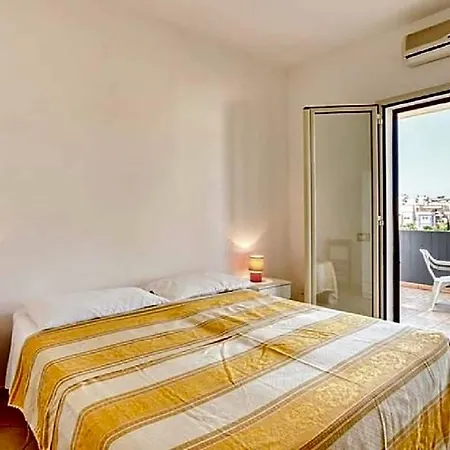 Ionian 3*