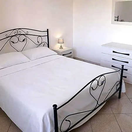 Ionian Aparthotel 3*